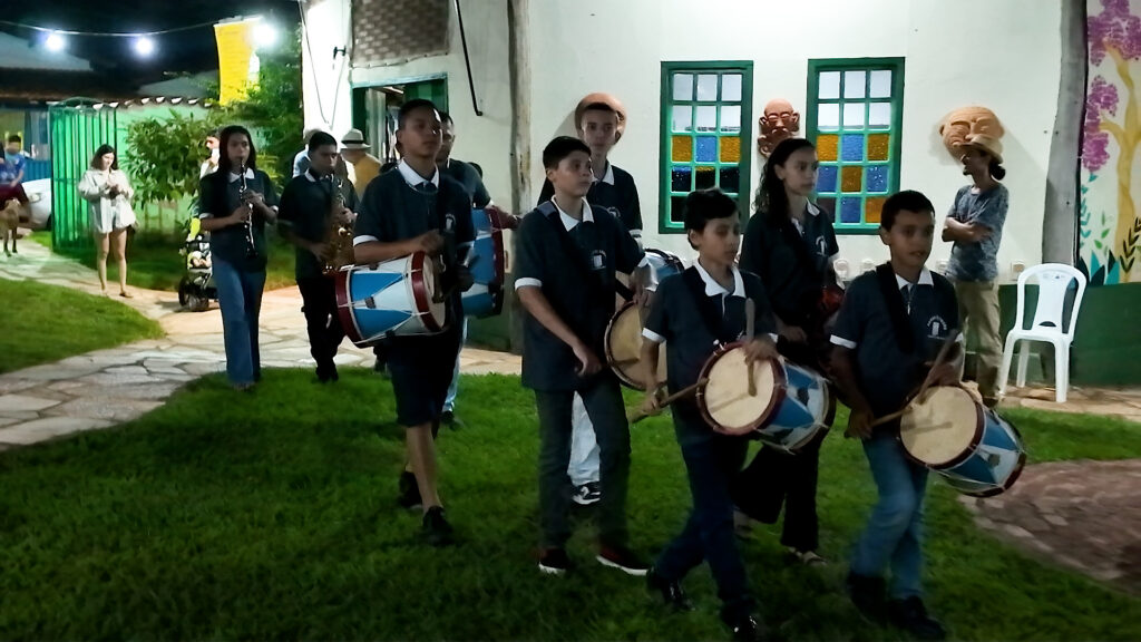 Cortejo da Banda de Couro na COEPi